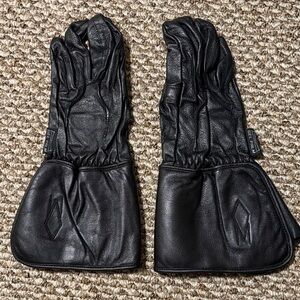 Power Trip Black Leather Women's Gloves